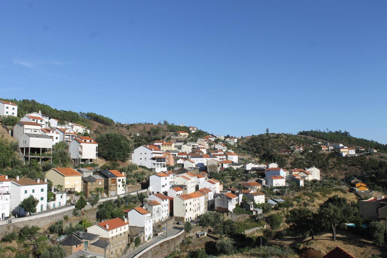 Casa Do Sapateiro Apartment Sobral de Sao Miguel Bagian luar foto